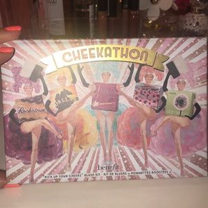 Benefit Cheekathon face palette-like new